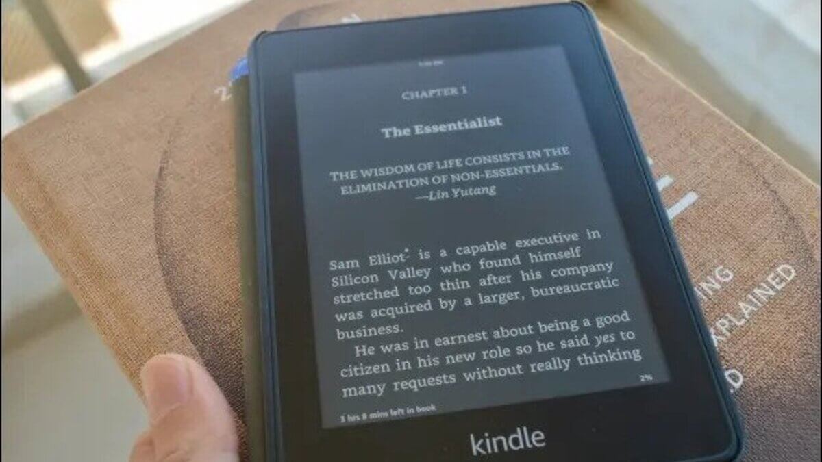 How To Turn on Dark Mode on Amazon Kindle
