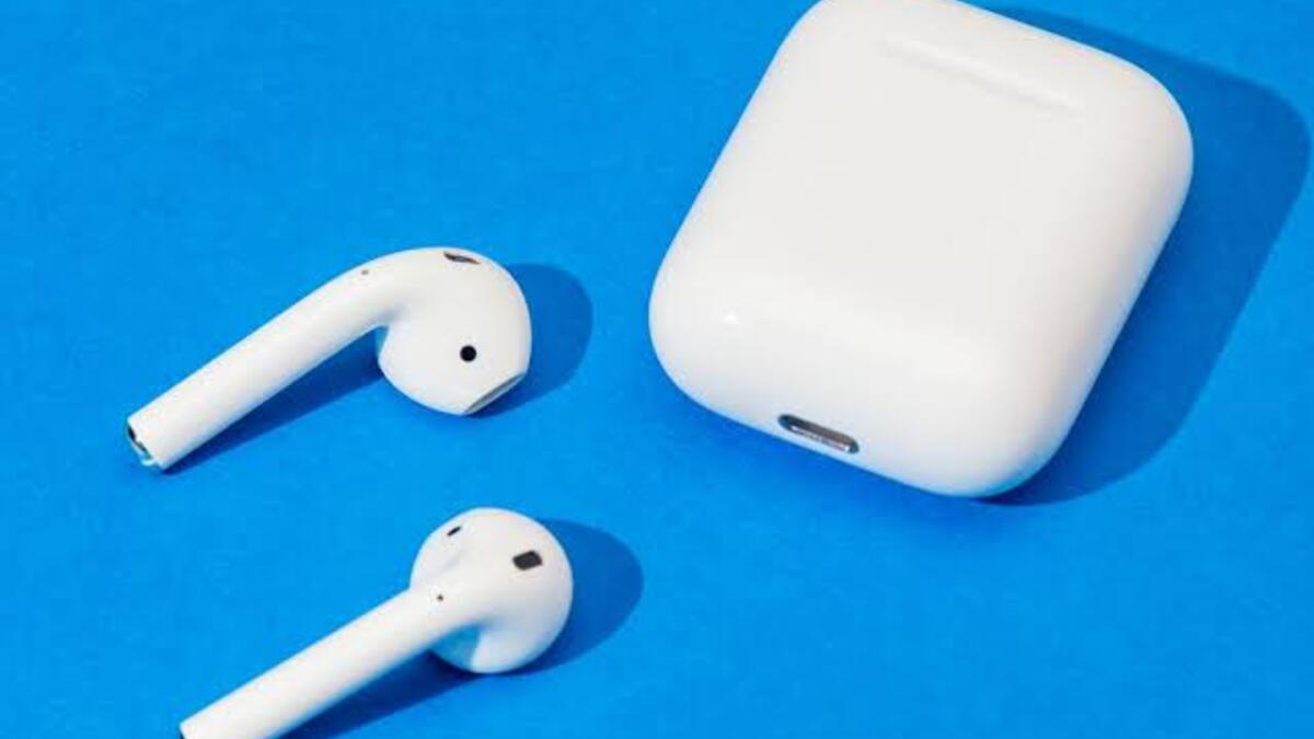 4 Ways to Fix AirPods Won't Connect to iPhone, iPad, or Mac