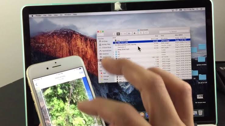 Transfer Files Between an iPhone and Mac