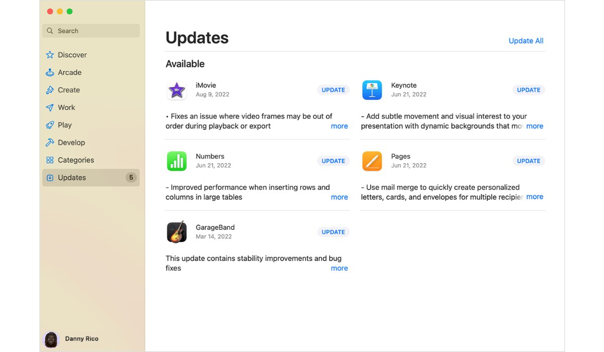 How to Enable And Disable Automatic App Updates on iPhone