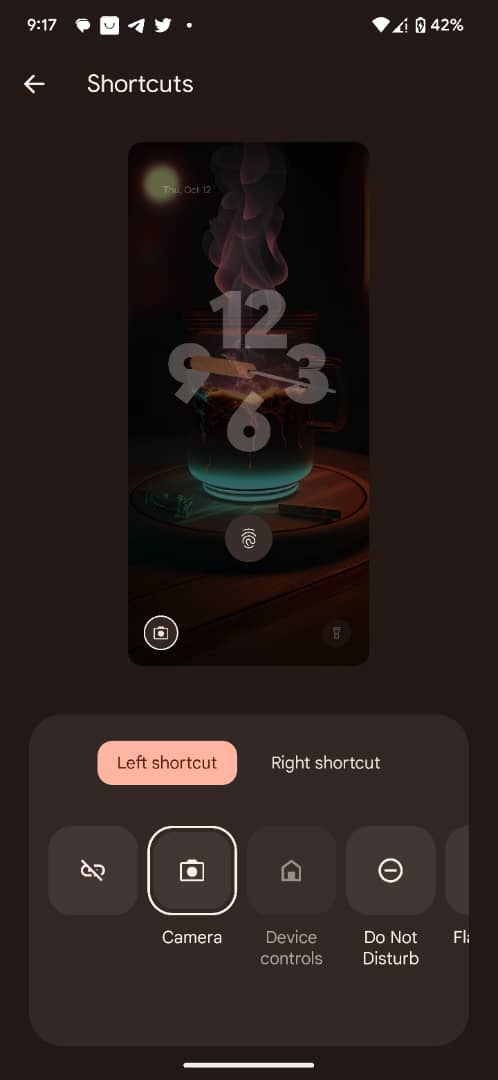 How to customize lock screen shortcuts 